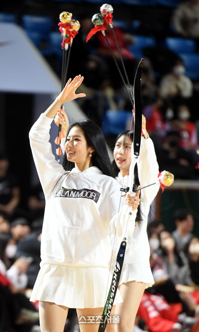 [포토] 치어리더 박기량 '박수~'