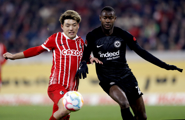 SOCCER-GERMANY-SCF-SGE/REPORT