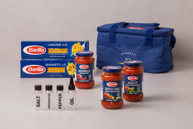 풀무원, '바릴라 파스타 캠핑백' 한정판 출시