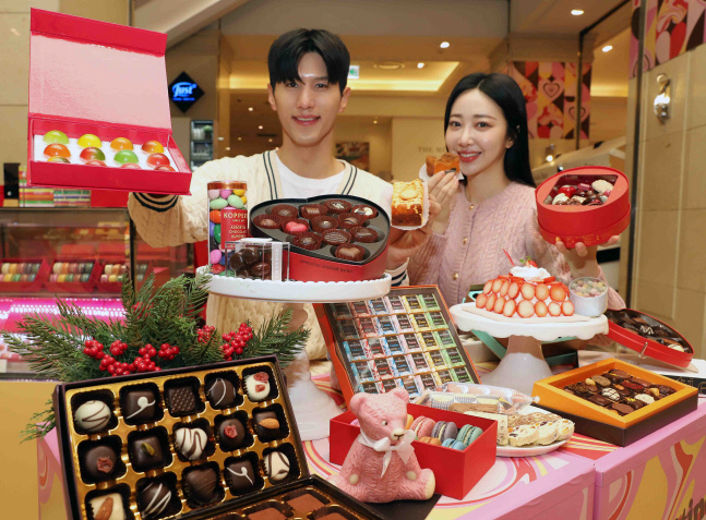 신세계百, '밸런타인스데이 러브' 행사 펼쳐