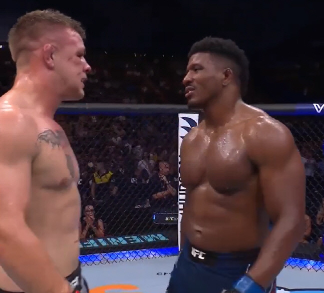 알론조메니필드지미크루트