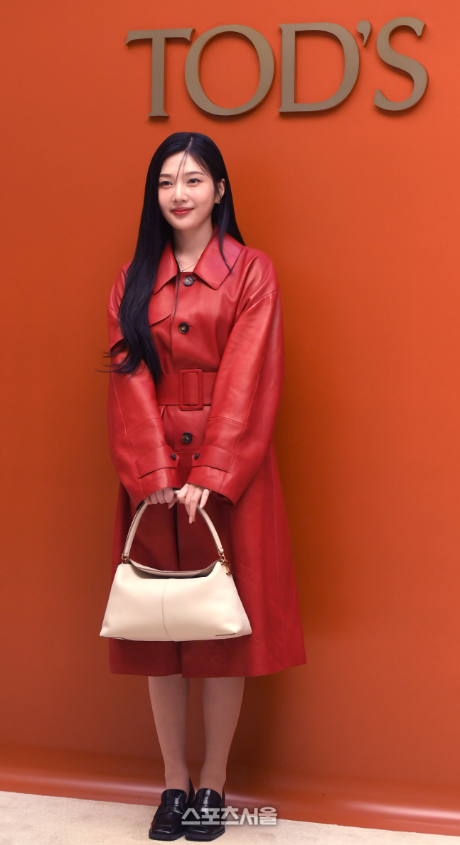 [포토] 레드벨벳 조이 '미리 만나는 봄 패션'