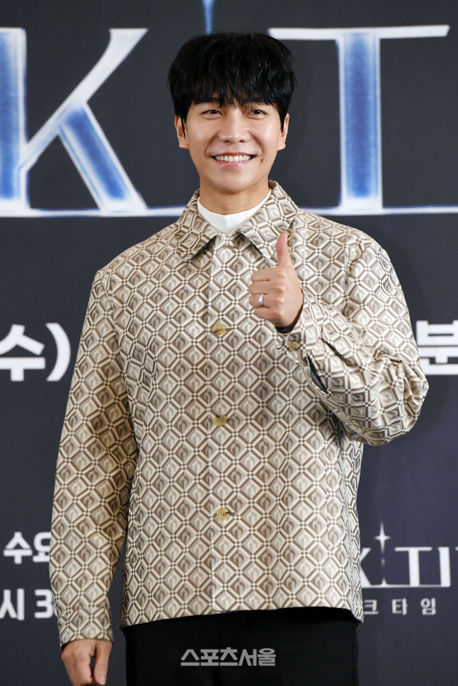 [포토]'피크타임' MC 맡은 이승기