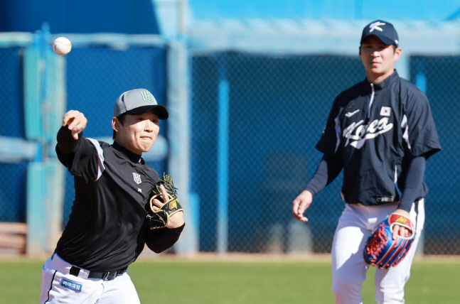 \'최강야구\' 유현인, WBC 대표팀 훈련 지원