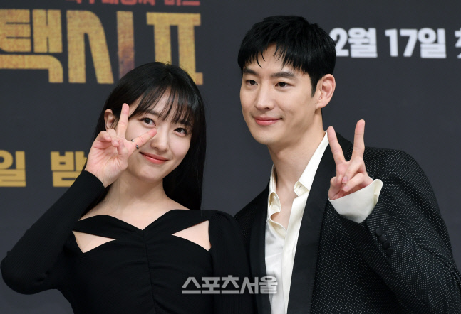 [포토]표예진-이제훈, 깜찍하게!