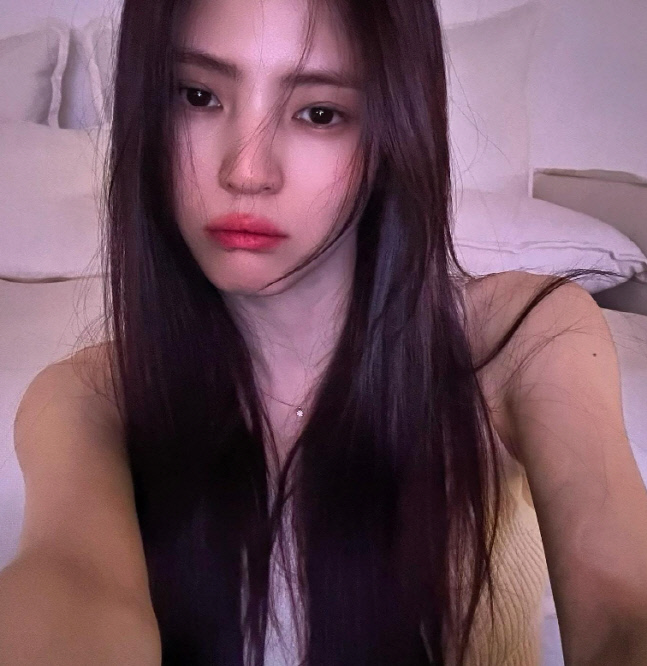 한소희, 부스스한 머리도 치명적..일상도 화보 그 자체