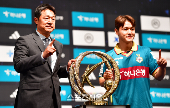 K리그 미디어데이 대전하나 이민성 감독과 주세종[포토]
