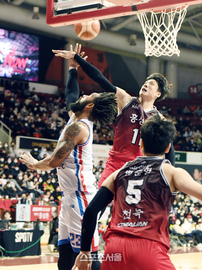 수비를 '예술'로 승화시킨 남자...'디펜스의 神'이 떠난다 [SS 포커스]