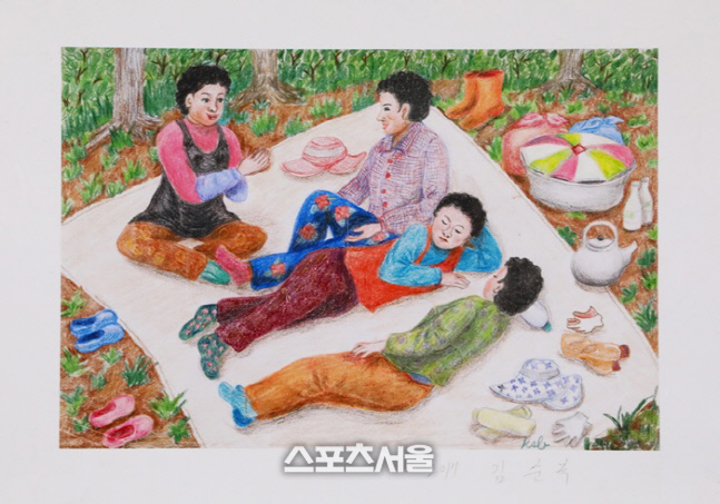 트랙터 몰며 그림 그리는"농부화가" 순복씨 고향 스케치 전시회