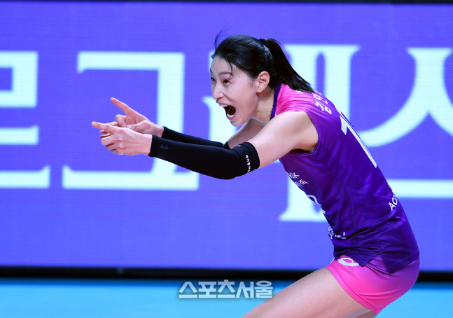 [포토] 김연경 '이번 공격 최고였어'