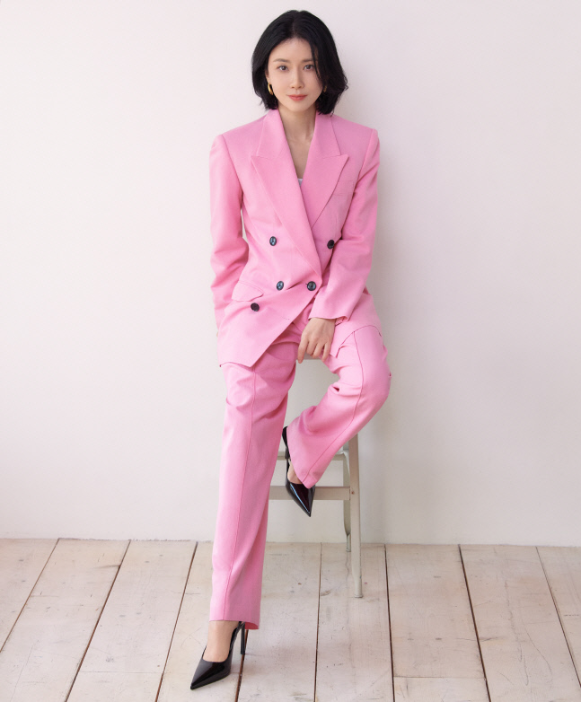 이보영07-출처_제이와이드컴퍼니