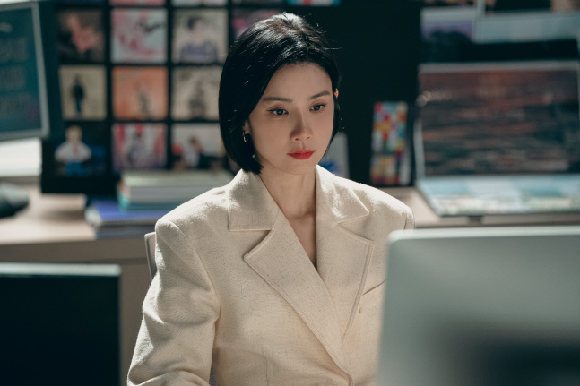 이보영03-출처_하우픽쳐스, 드라마하우스스튜디오