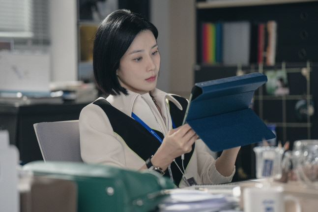 이보영06-출처_하우픽쳐스, 드라마하우스스튜디오