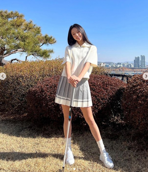 '신혼' 손연재, 러블리한 모습으로 벌써 봄