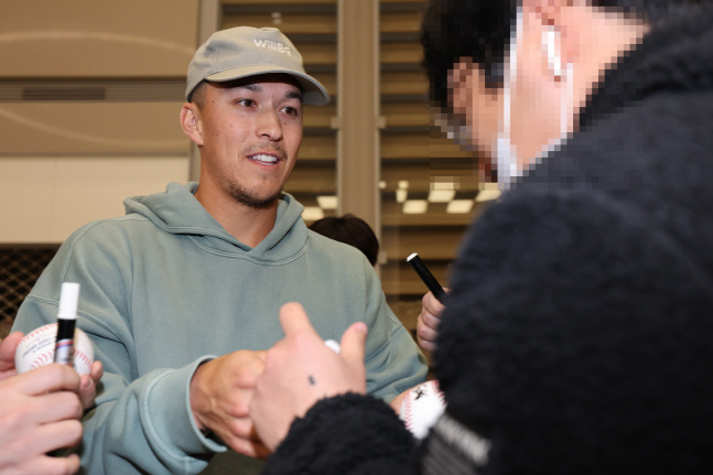 기다려준 팬들을 위해