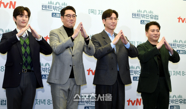 [포토] 권율-조진웅-최원영-박명훈 '신선한 최강 케미'