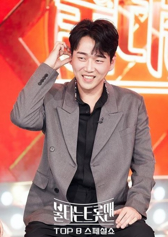 '폭행 논란' 황영웅, '불타는 트롯맨' 하차..."변명하지 않겠다. 그러나..."[전문]