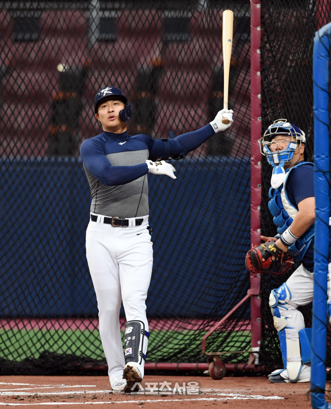 [포토]WBC 대표팀 김하성, 넘어가나?