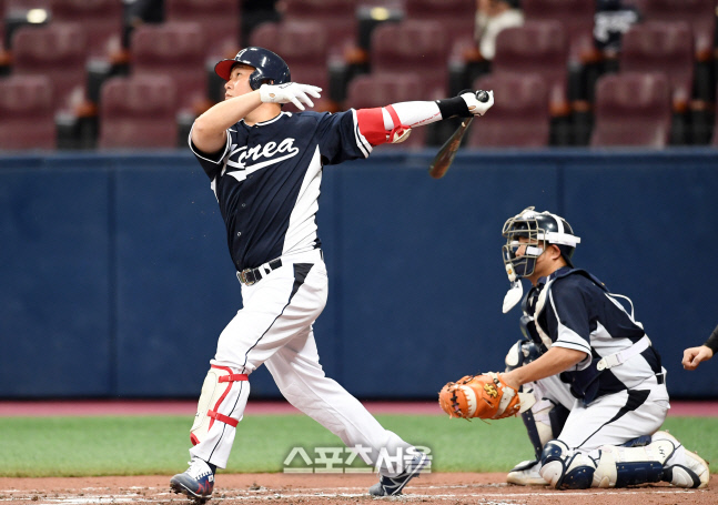 [포토]WBC 대표팀 양의지, 안타 간다!