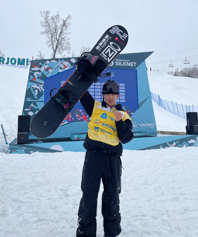 2006년생 이채운, 한국 스키·스노보드 선수 최초 세계선수권 금메달