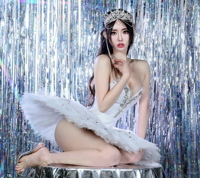 '매혹의 여인' 모델 도유리, 남자들을 꿈꾸게 만드는 마력의 소유자! [포토]