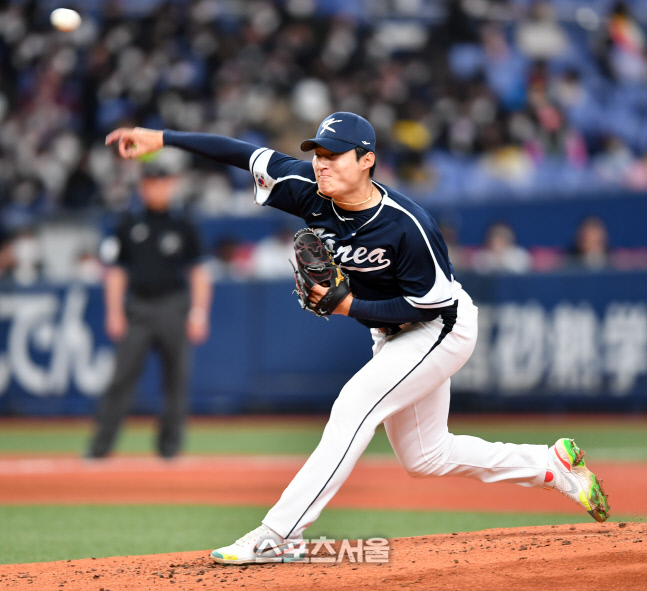 4회말 책임진 곽빈[포토]