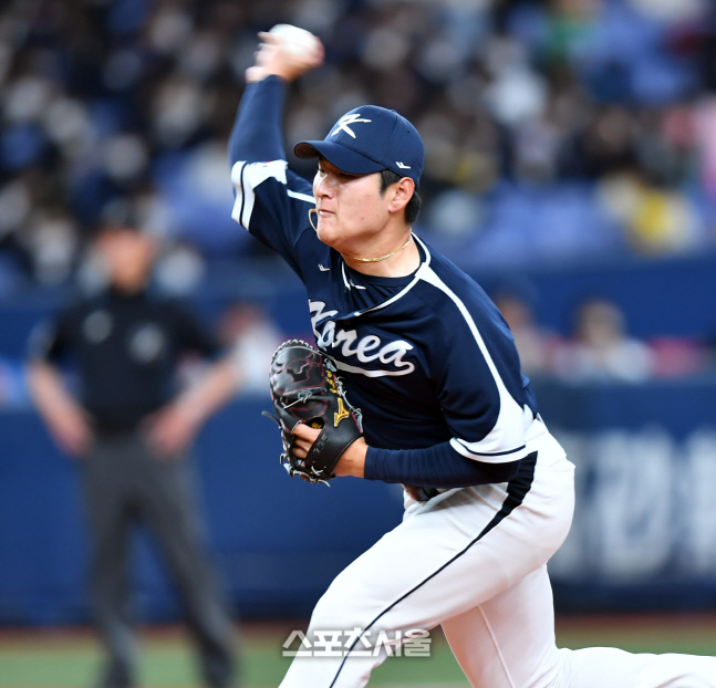 4회말 책임진 곽빈[포토]