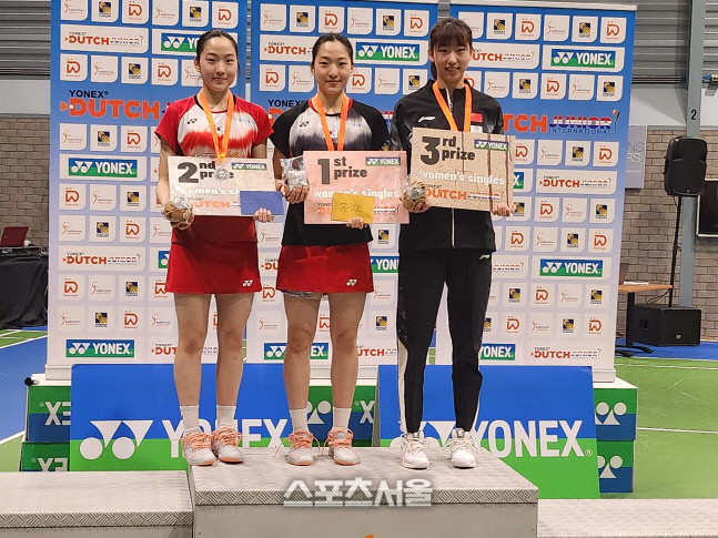 셔틀콕 쌍둥이 김민지-김민선, 금 은메달 감격 [네덜란드 주니어오픈]