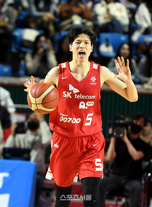 SK 김선형 시계는 거꾸로 간다? 30대에도 여전한 경쟁력