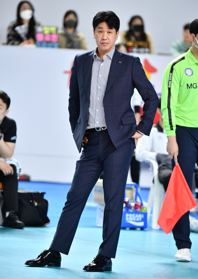 KGC와 한 점 차…김종민 감독 "IBK가 이기면 좋겠지만..."[현장인터뷰]