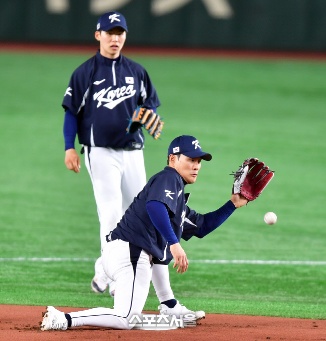 김혜성과 수비훈련하는 김하성[포토]