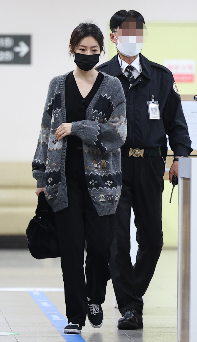 음주운전 김새론, 첫 공판 출석