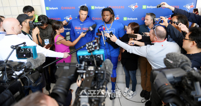 무릎부상 이탈 '블게주' WBC 뛸 수 있나?