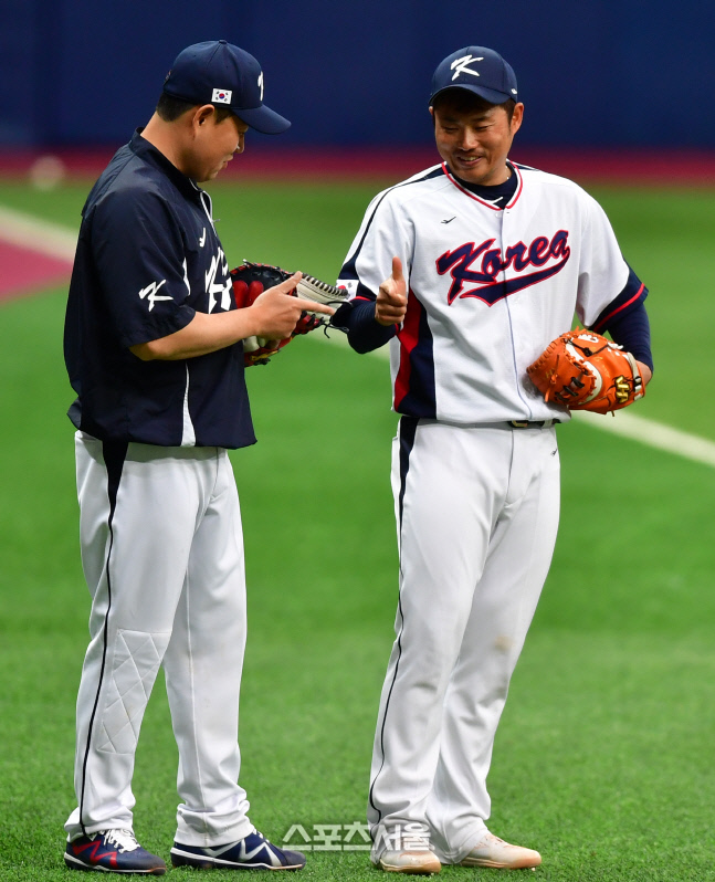 \'야식사기 가위바위보!\'양의지와 이지영[포토]