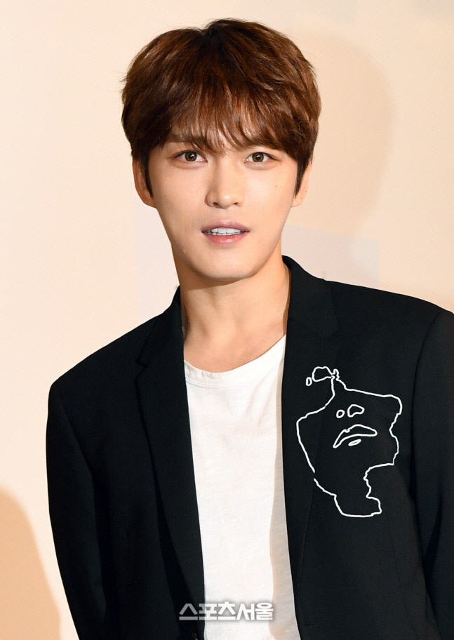 김재중, 억대 세금 추징