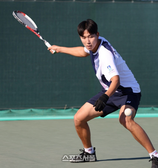 선수도 감독도 울었다...'지옥의 정구 국대 선발전' 김태민-이민선 막차