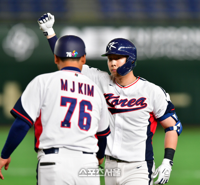 '역전 물꼬 튼' 박건우 "팀이 졌기에 개인 기록은…" [WBC]