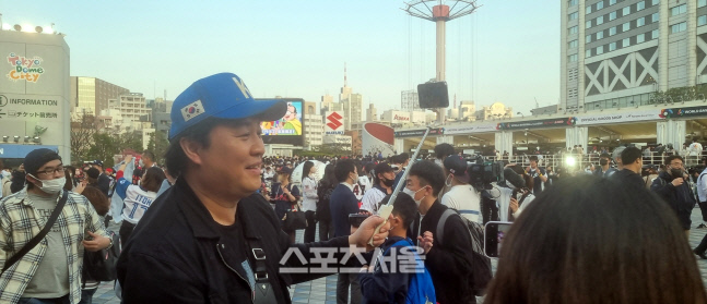 한일전 열리는 도쿄돔 찾은 정준하[포토]