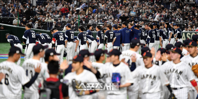 고개떨군 대한민국 야구[포토]