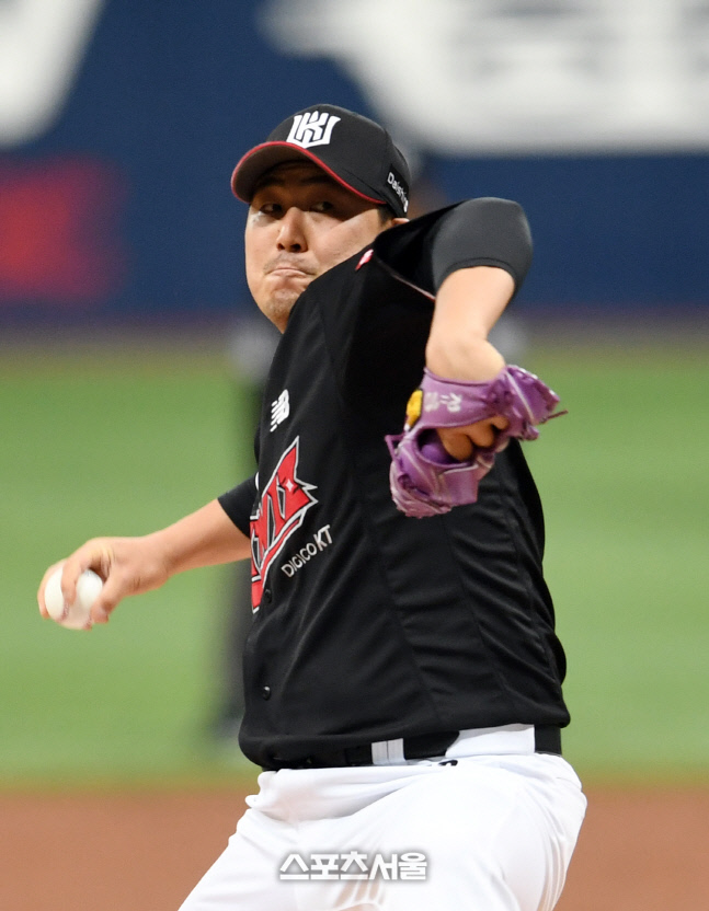 [포토]호투 펼치는 KT 조이현