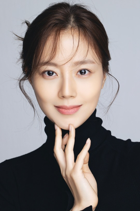 악성 루머와 전쟁 선포한 문채원 "정신적 피해 커, 법적대응하겠다"