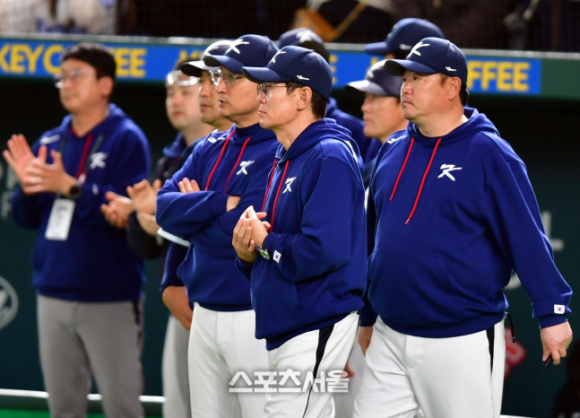 사과하며 퇴장한 이강철 감독 "내가 부족…안우진 결정 후회 없다"[WBC]