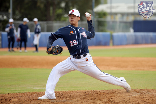 두산이 찾던 '왼손 파이어볼러' 이병헌 시범경기 데뷔전서 씽씽투
