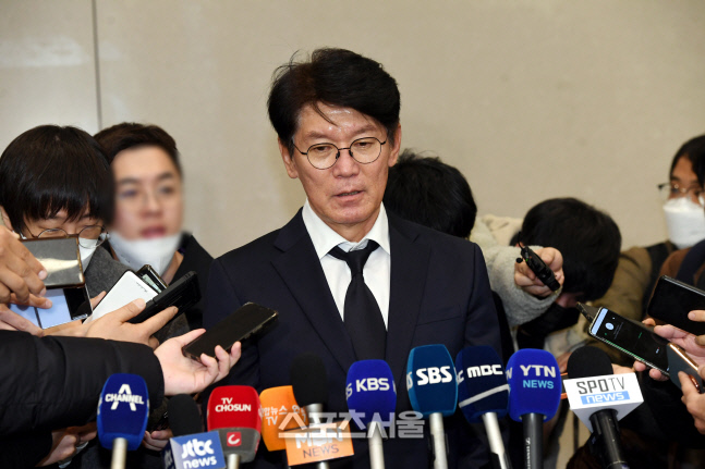 [포토]소감 밝히는 이강철 감독