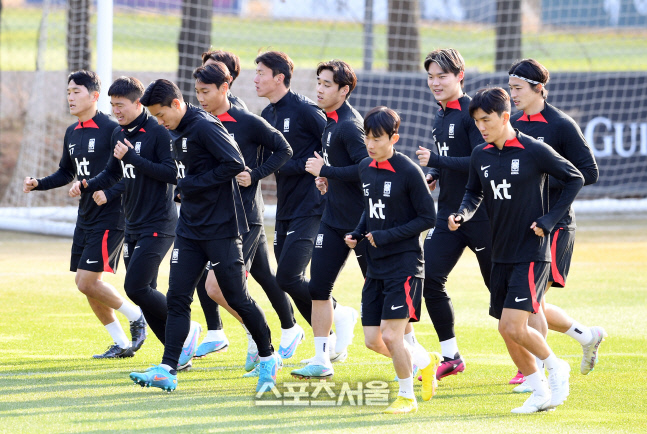 [포토]축구대표팀, 평가전을 향해 달린다!
