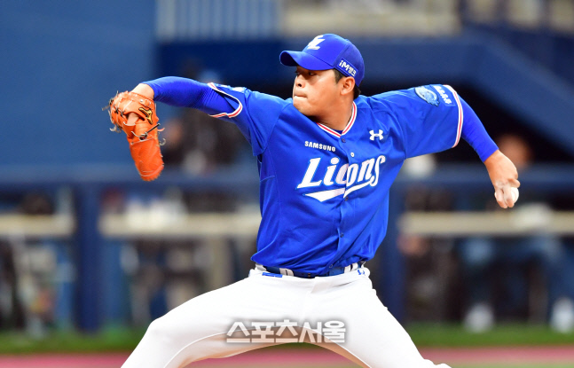 8회말 책임진 삼성 박세웅[포토]