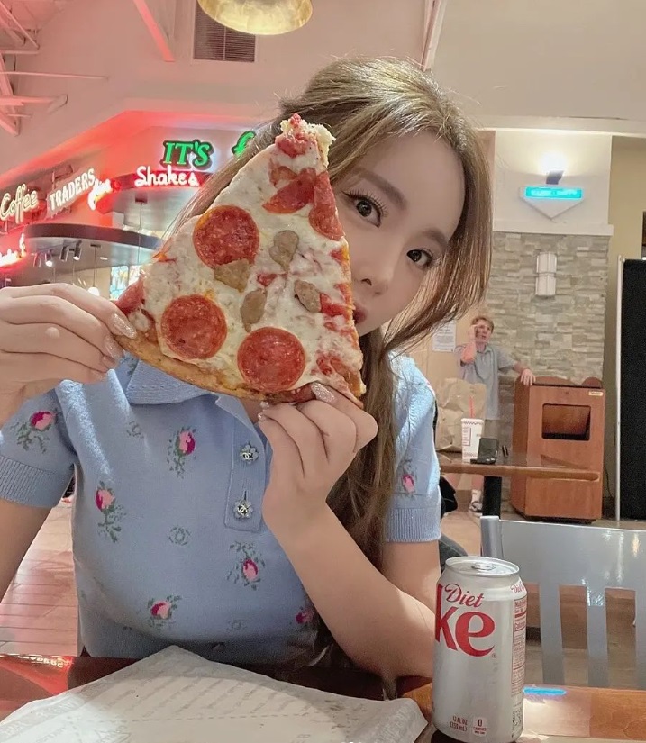 "도경완 외도 상대는 홍진영"...홍진영, 뜬금 가짜뉴스에 "완벽한 솔로입니다"