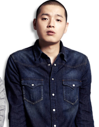 가수 이센스