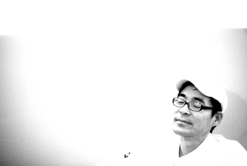 [SS포토]'글쓰는 요리사' 박찬일, '요리는 사색이 필요하죠~'