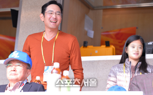 [SS포토]딸과 함께 야구장 나들이 이재용 삼성 부회장